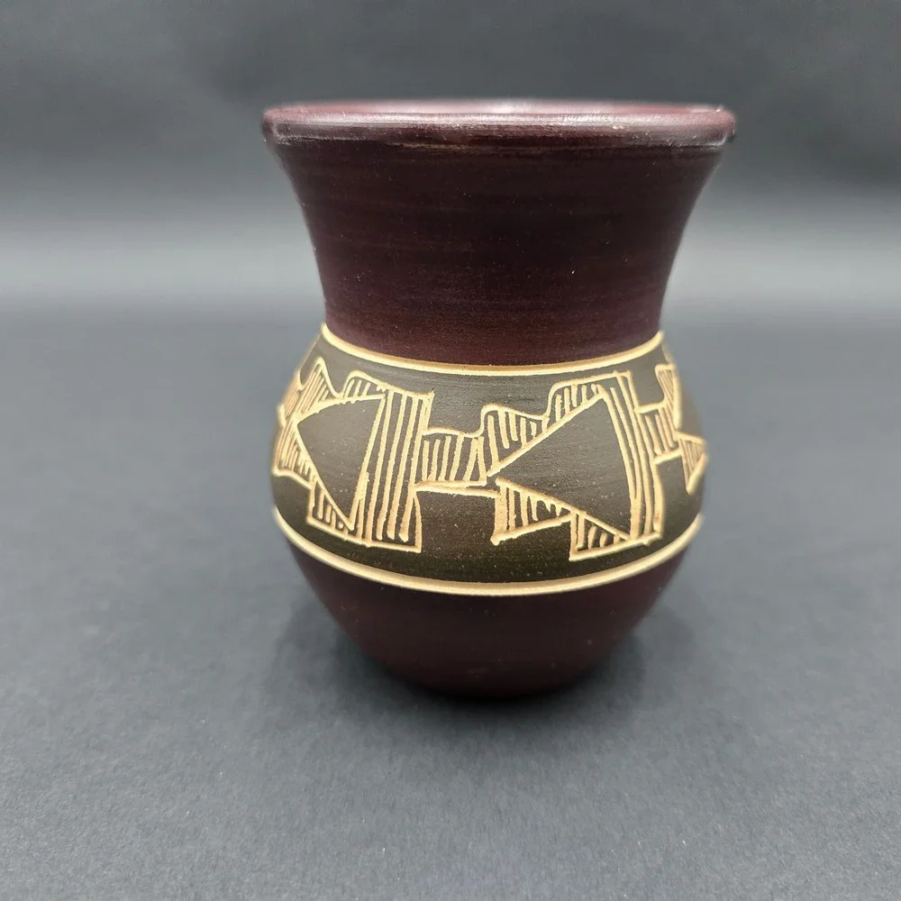 Vintage Studio Pottery Sgraffito Geometric Mini Bud Vase Brown 3.75in